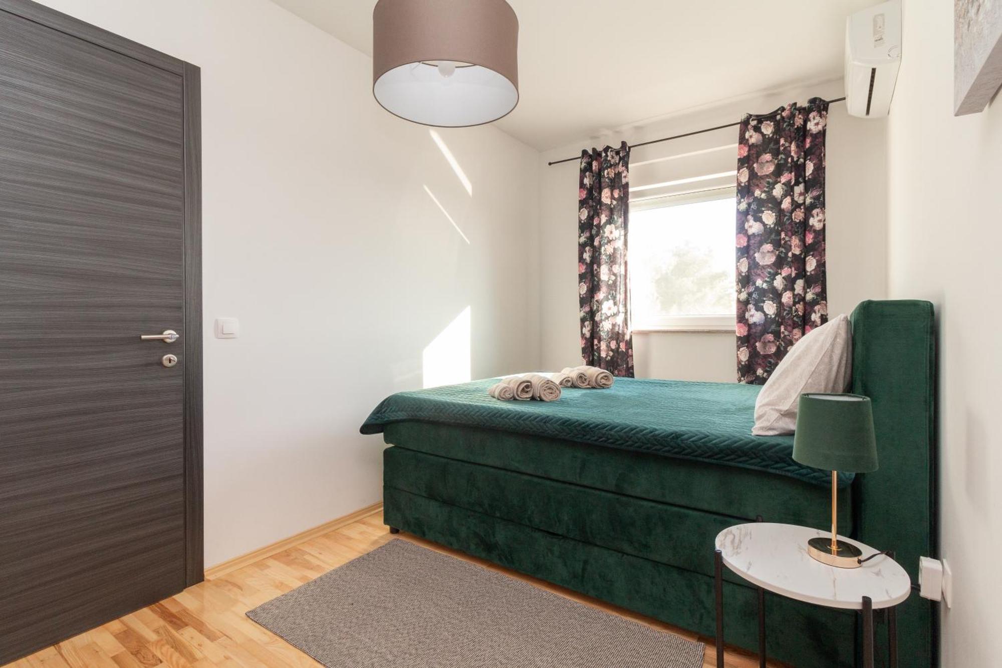 Modern And Spacious Apartment Helena Near The Beach Privlaka  Zewnętrze zdjęcie